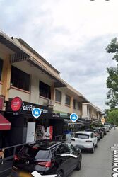 Hillcrest Park (D11), Retail #563948771